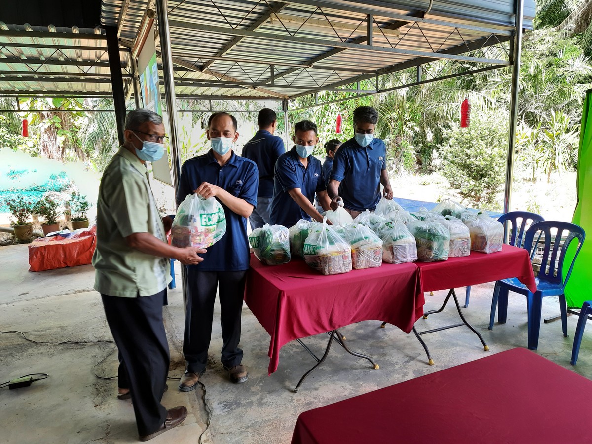 Donation Of Basic Necessities To Kerian